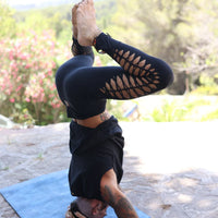 Yoga Leggings For Men In Black with Cutouts