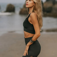 Short Yoga Leggings For Women In Black with Cutouts